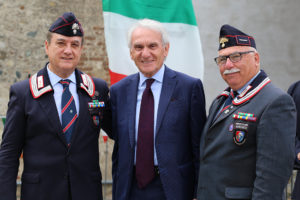 Da sinistra il Presidente Vecchio, al centro il Sig. Sindaco Ricca, a destra il Vice Pres. Ruggiero